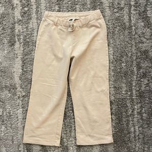 Splendid cropped cream colored sweat pants